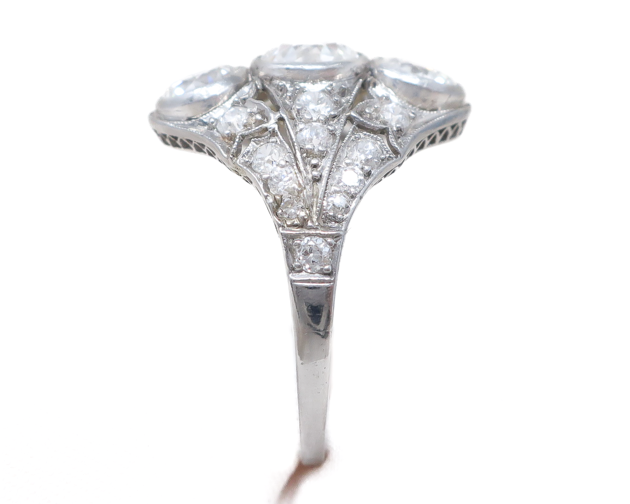 Art Deco 3-Stone Diamond Dinner Ring