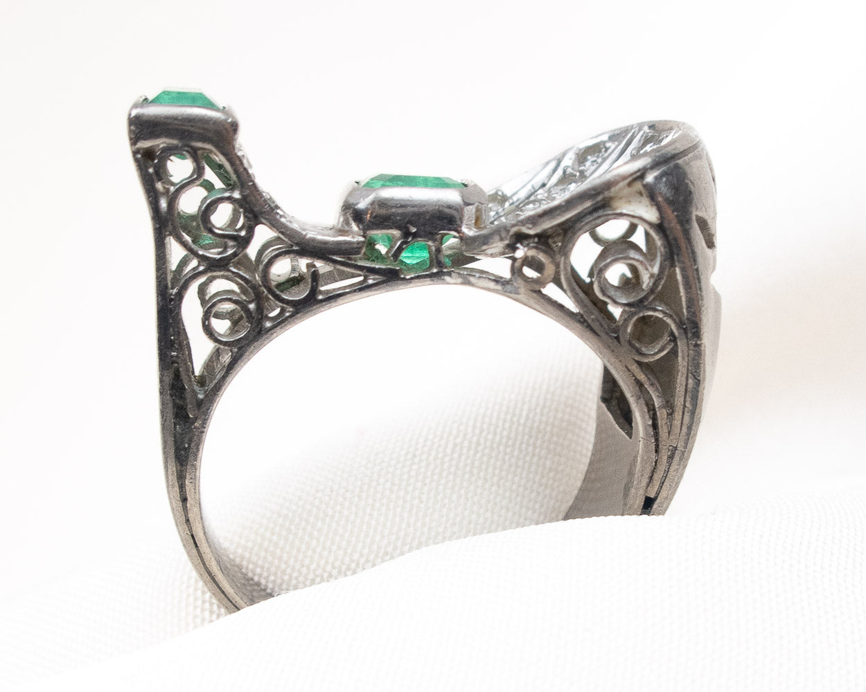Retro Diamond and Emerald Platinum Ring