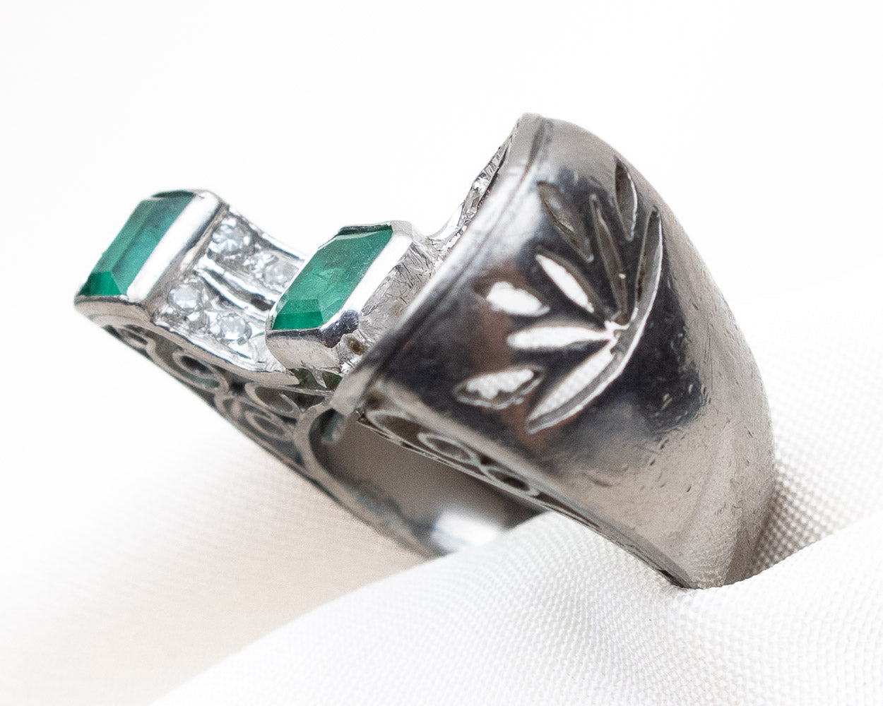 Retro Diamond and Emerald Platinum Ring