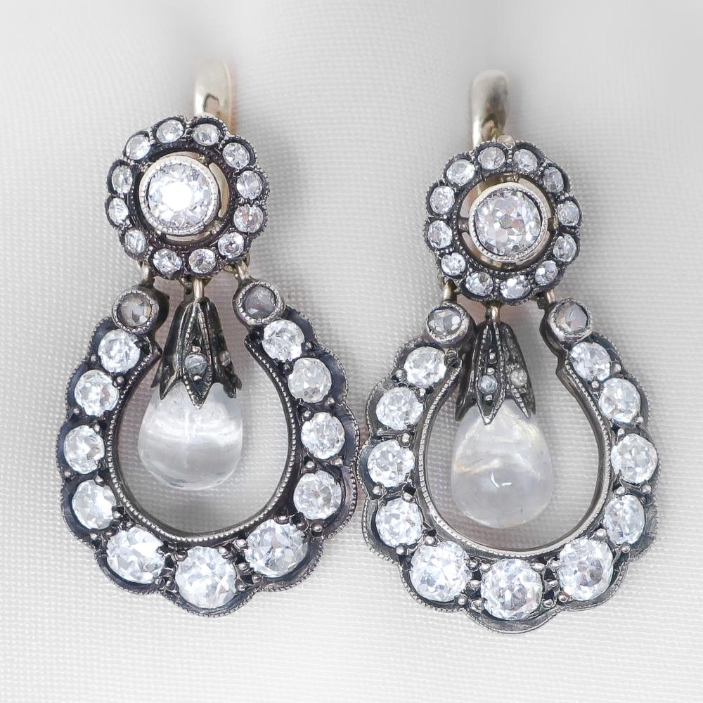 Isadoras Antique Jewelry