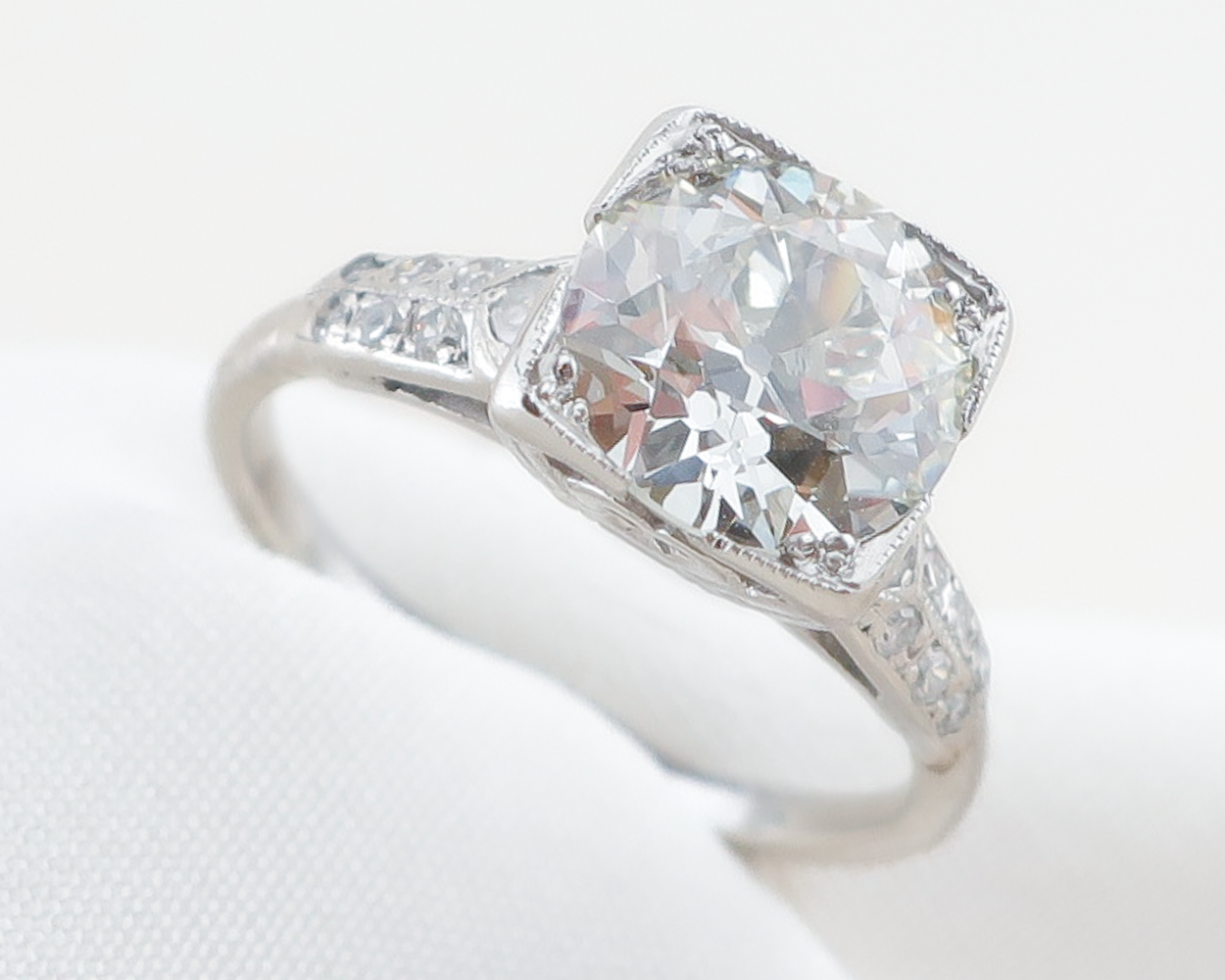 Art Deco 1.67-Carat Diamond Solitaire