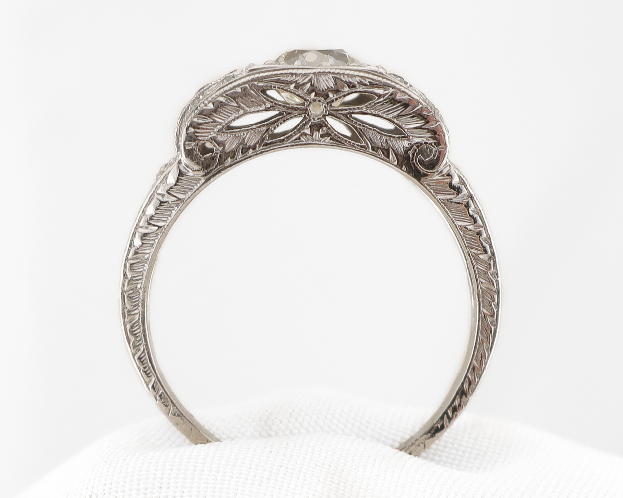 Art Deco Diamond & Sapphire Ring