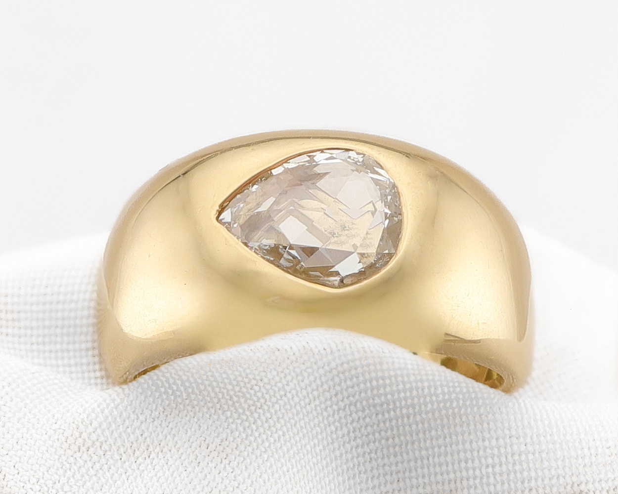 1980s Rose-Cut Pear Diamond Band