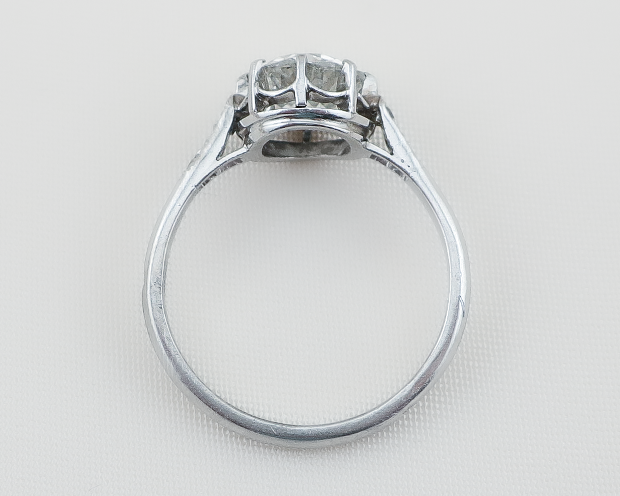 Art Deco 1.34-Carat Diamond Solitaire