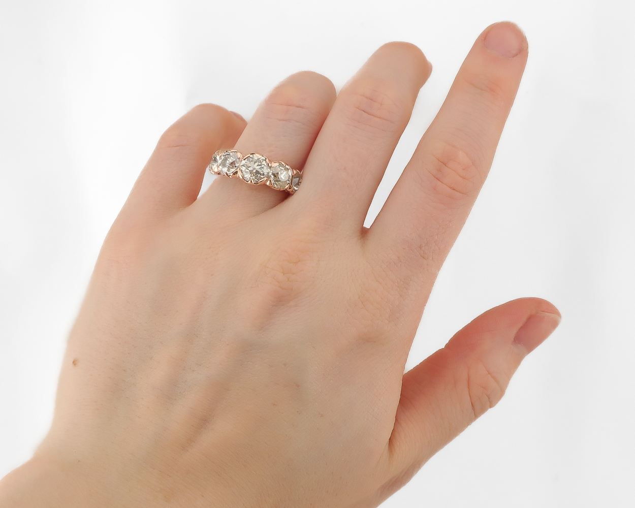 Retro 5-Stone Diamond Ring