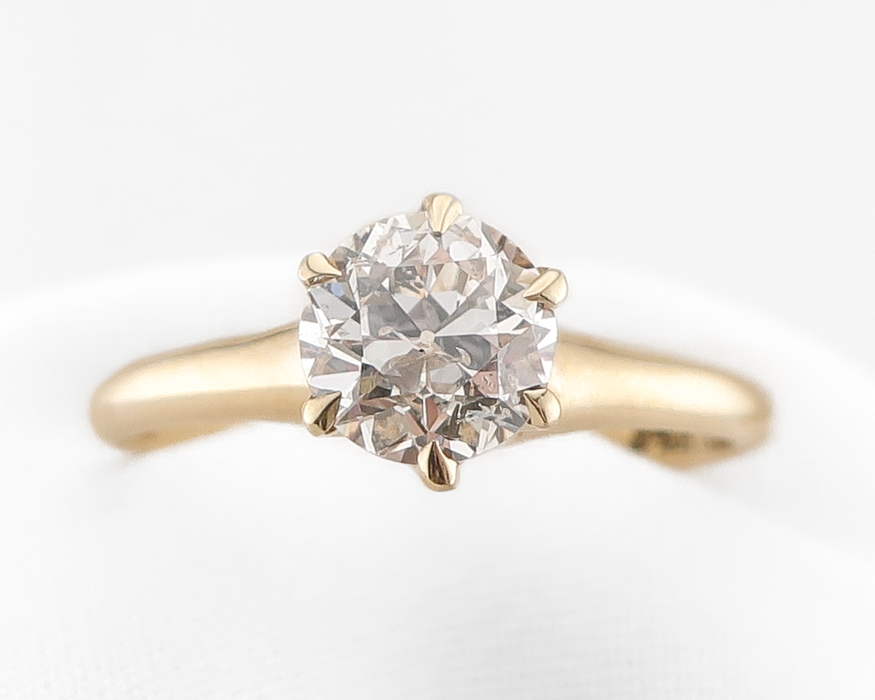 Art Deco .90-Carat Solitaire Diamond Ring