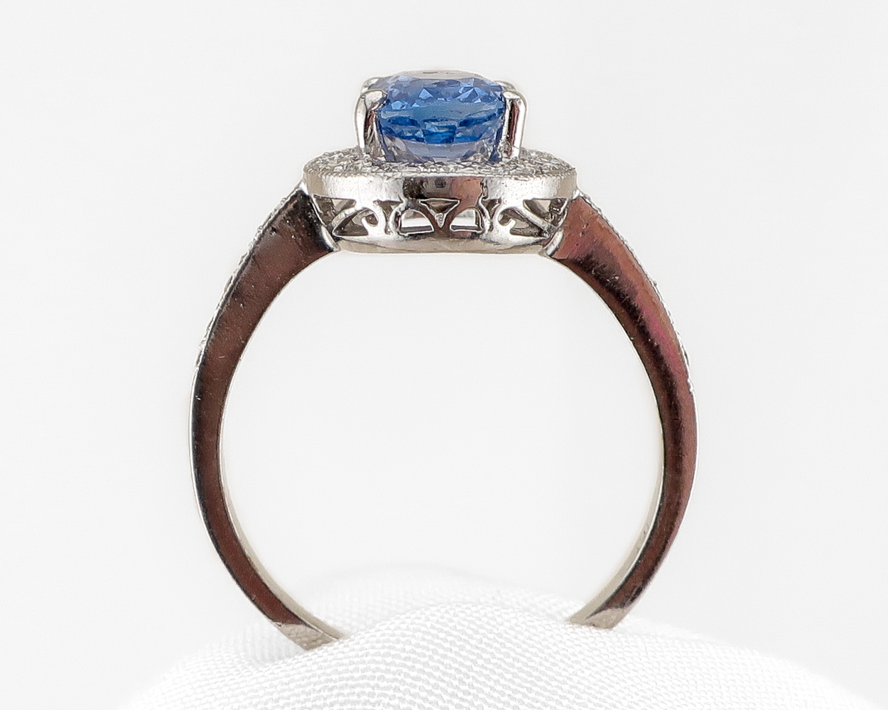 c1970 Sapphire & Diamond Ring
