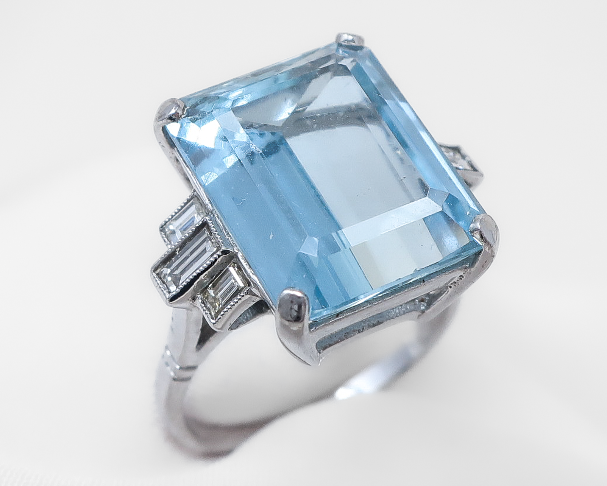 Midcentury Aquamarine Ring with Baguette Diamonds