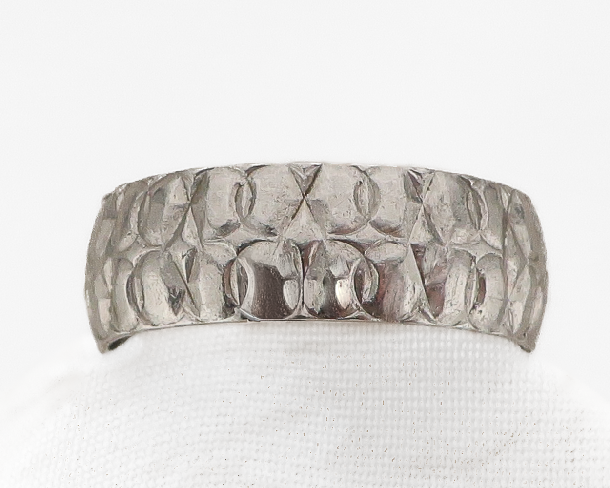 1970s Platinum Engraved Band