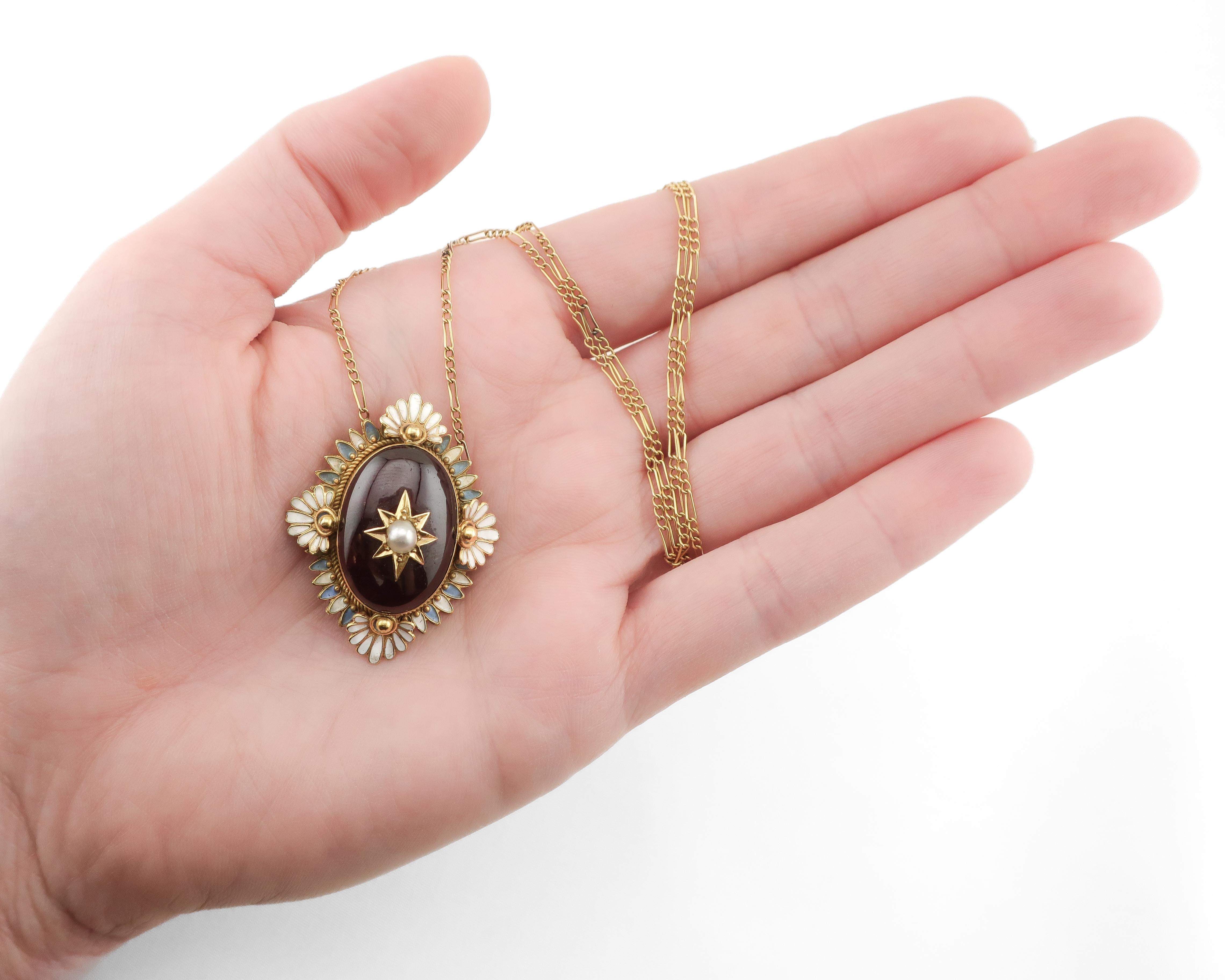 Victorian Renaissance Revival Garnet Pendant Necklace