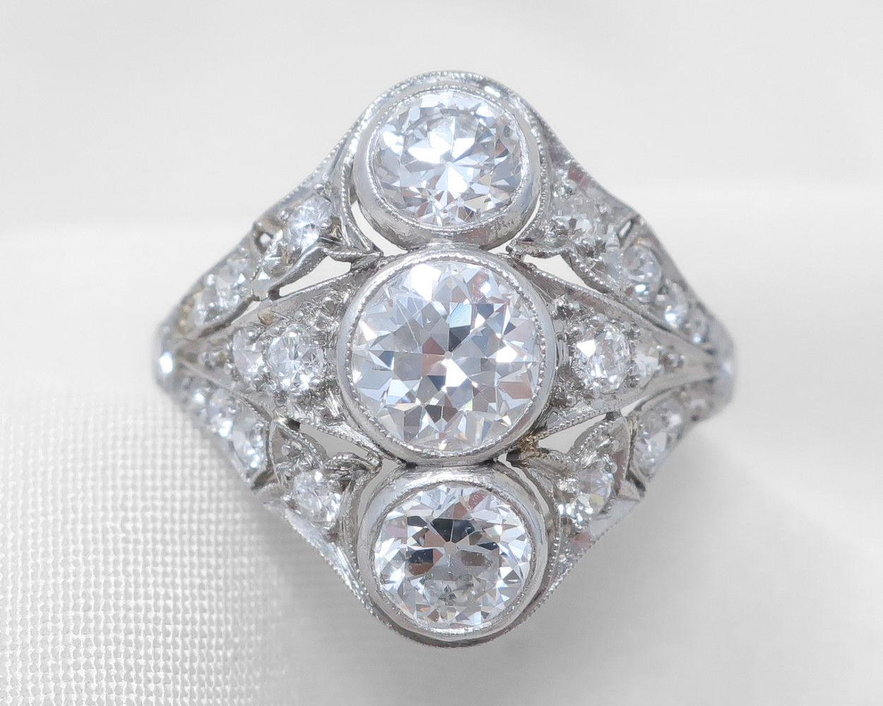 Art Deco 3-Stone Diamond Dinner Ring