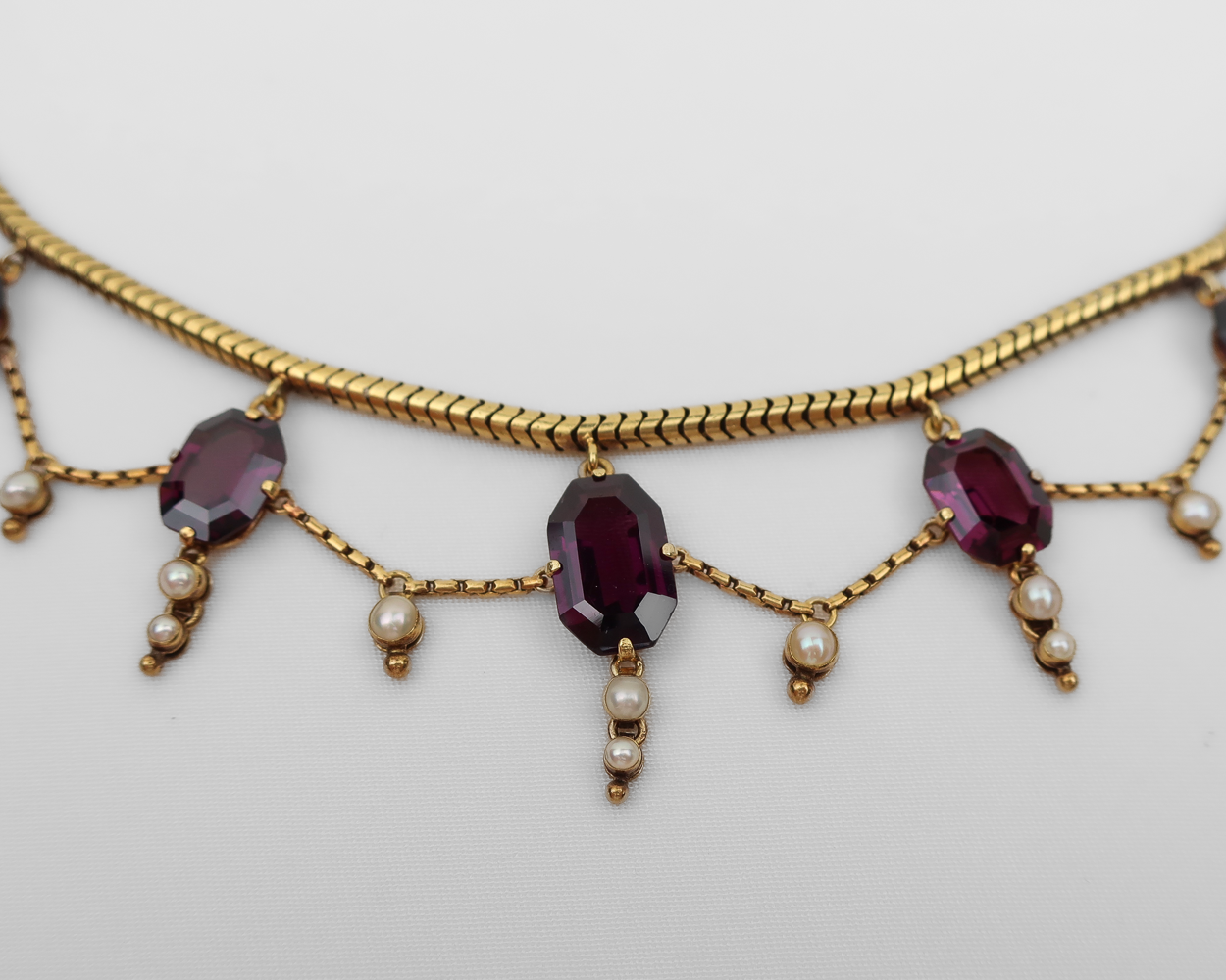 Victorian Grand Period Garnet Necklace