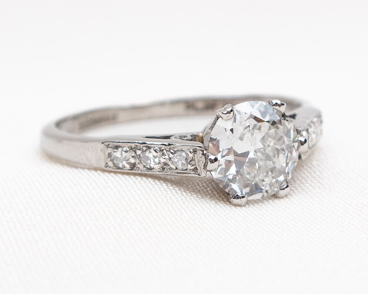 Art Deco Diamond Solitaire