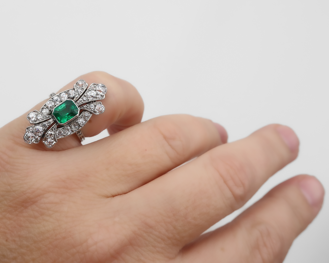 Edwardian French Emerald & Diamond Ring