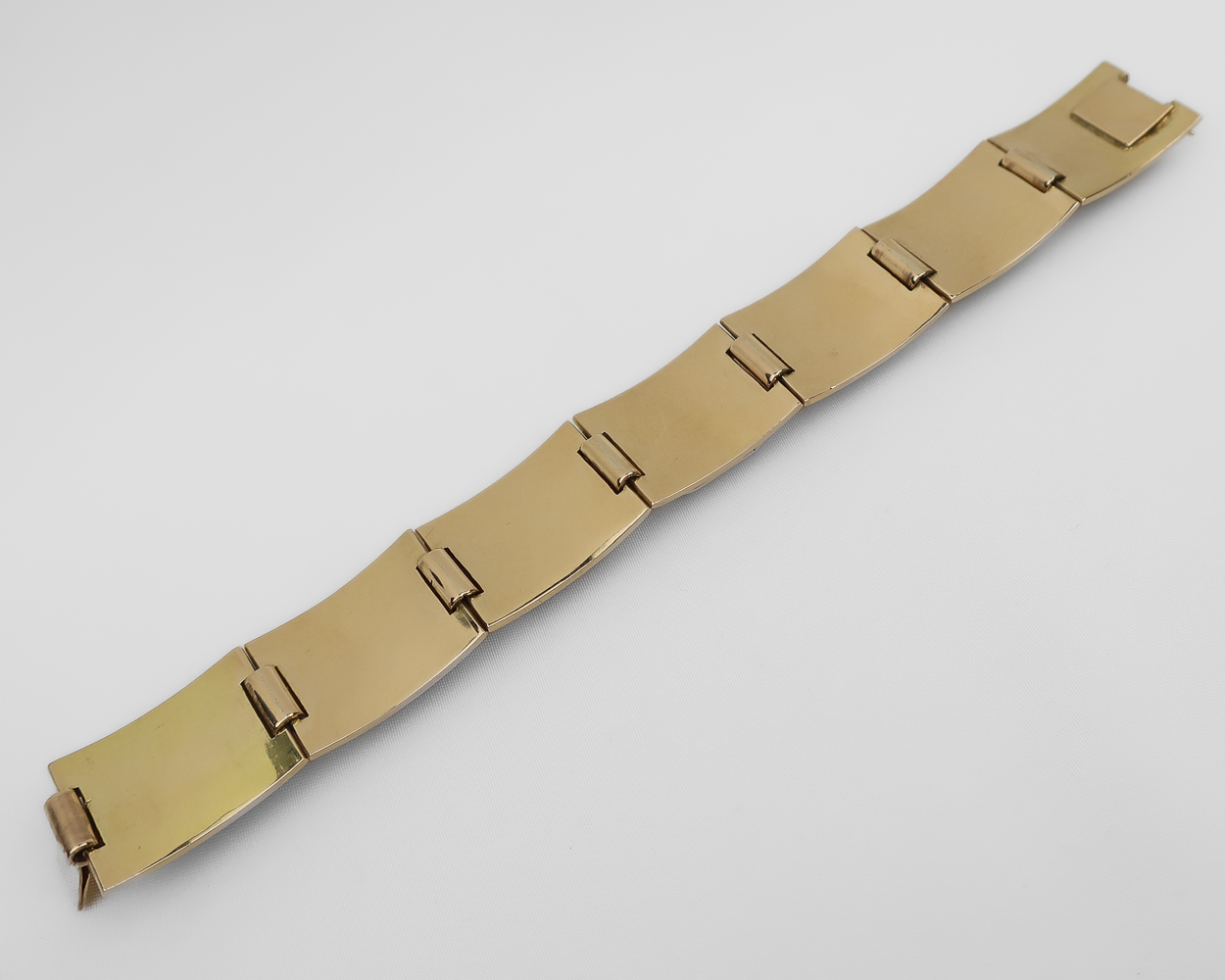 Retro-Era French Gold Bracelet