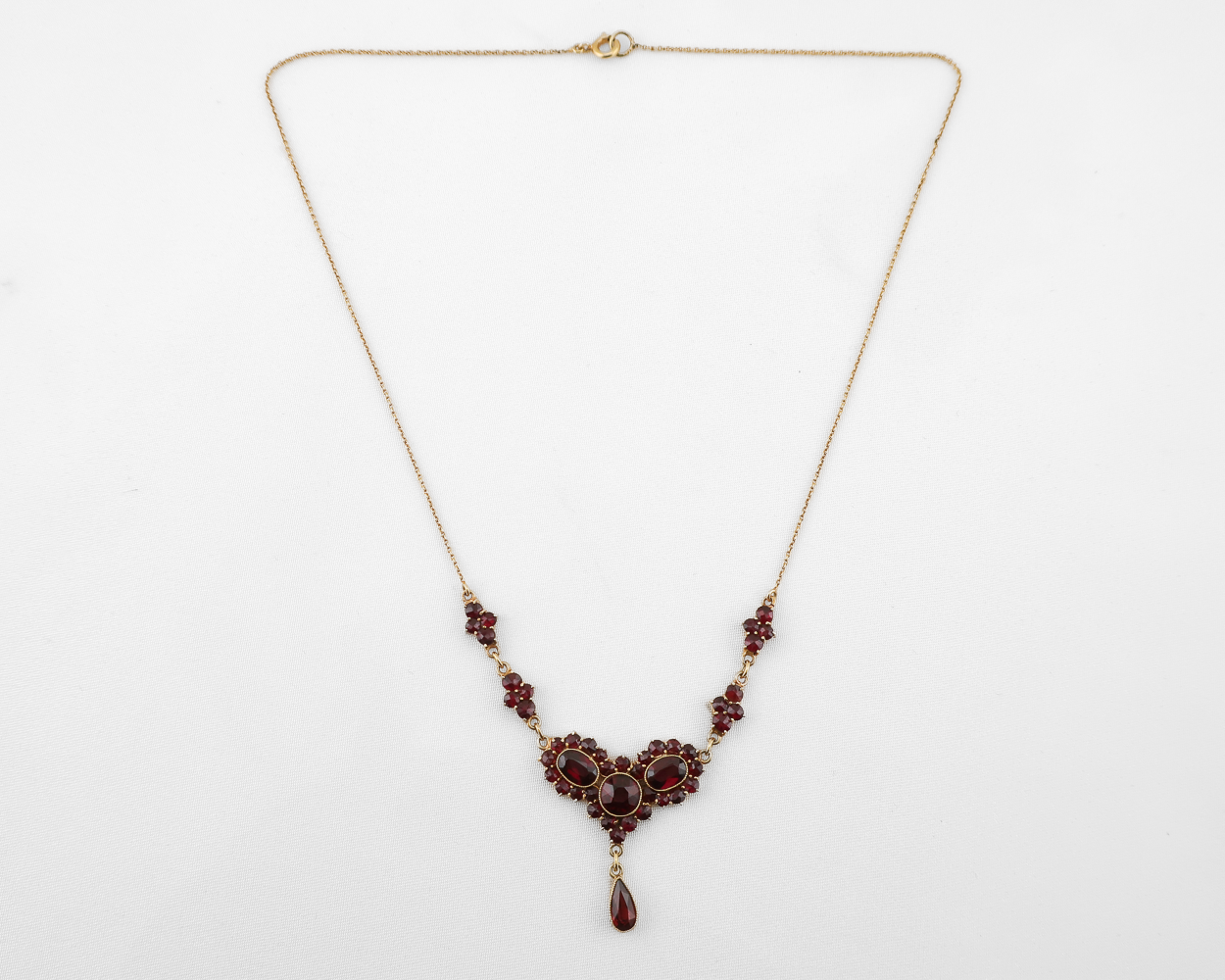 Early-20th Century Garnet Necklace