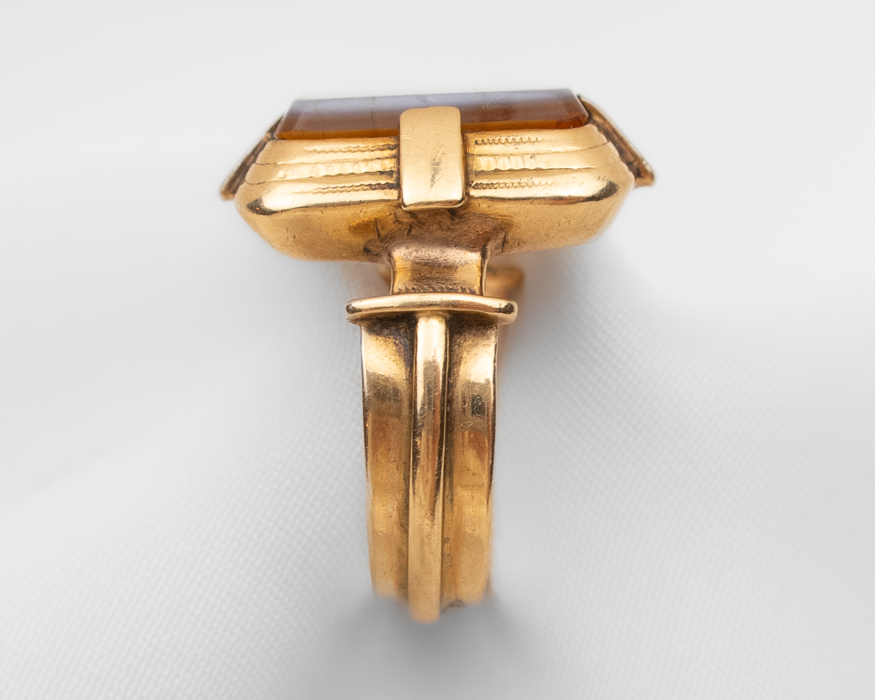 Early-Victorian Sardonyx Ring