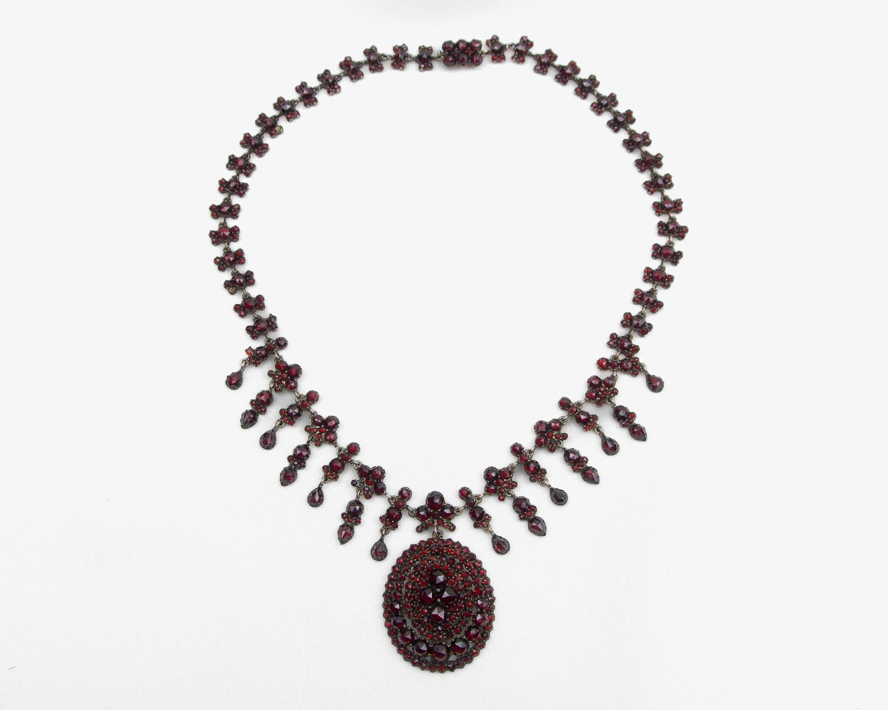 Circa 1880 Victorian Bohemian Garnet Necklace