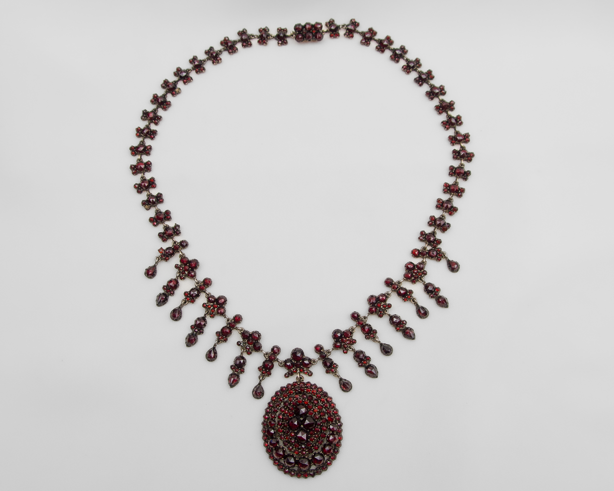 Victorian Garnet Pendant Necklace