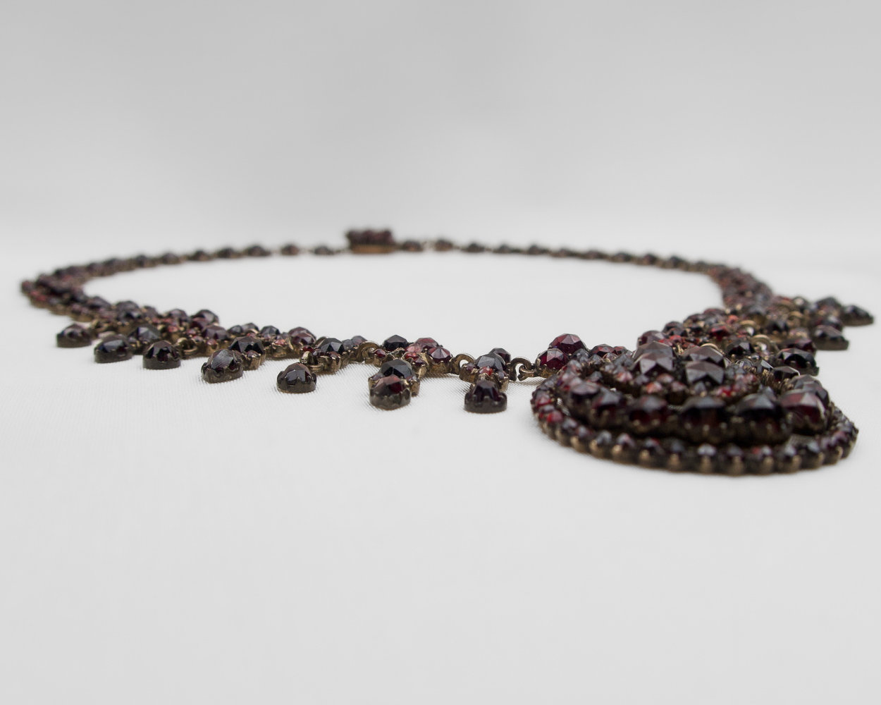 Victorian Garnet Pendant Necklace