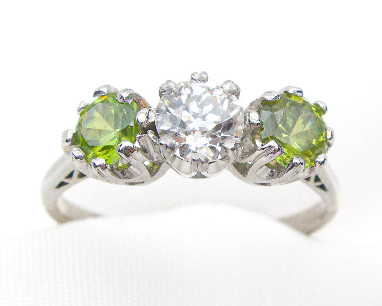 Edwardian 3-Stone Garnet & Diamond Ring