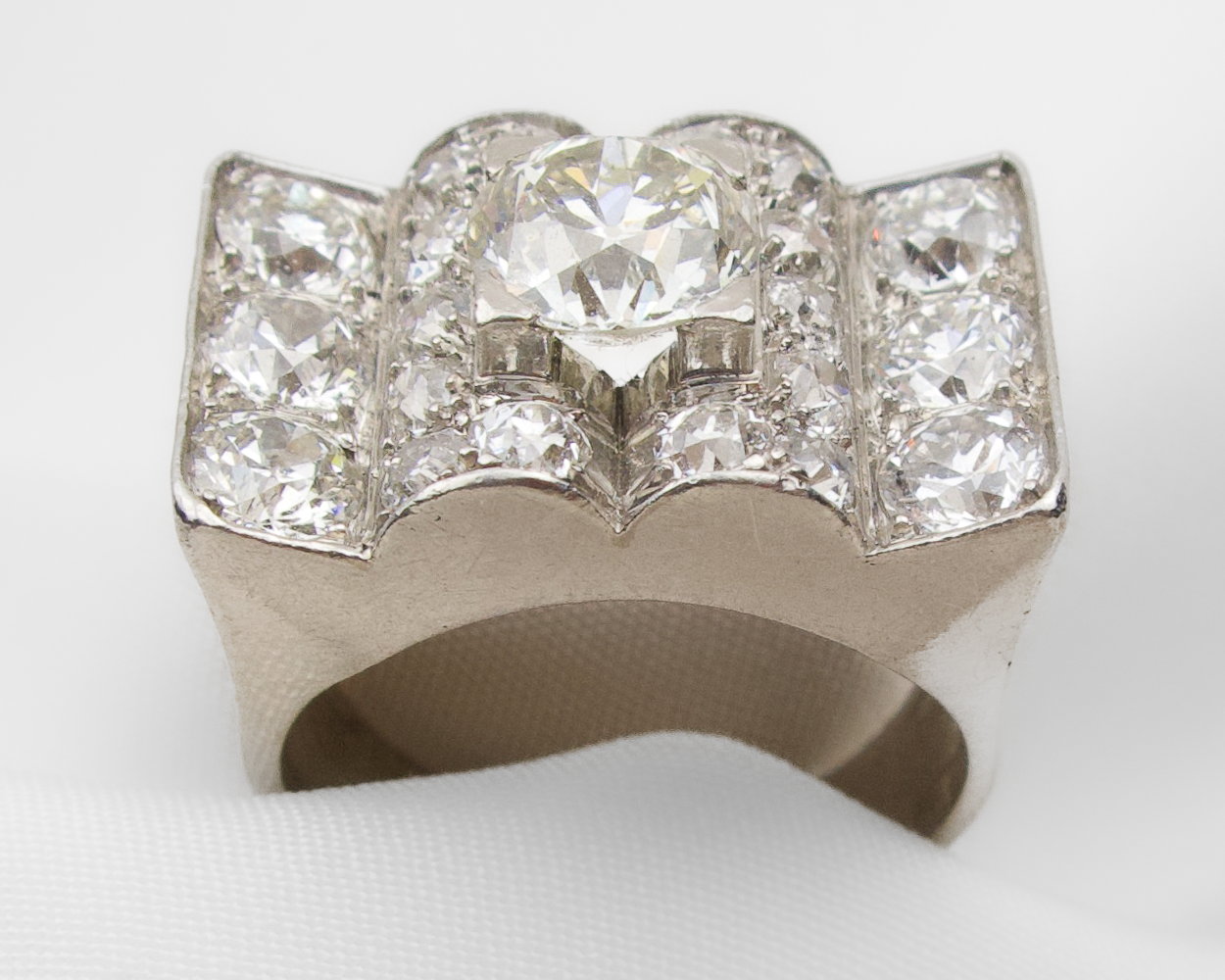 Fabulous Retro Diamond Cocktail Ring