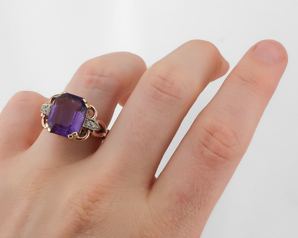 Retro-Era Amethyst & Diamond Ring