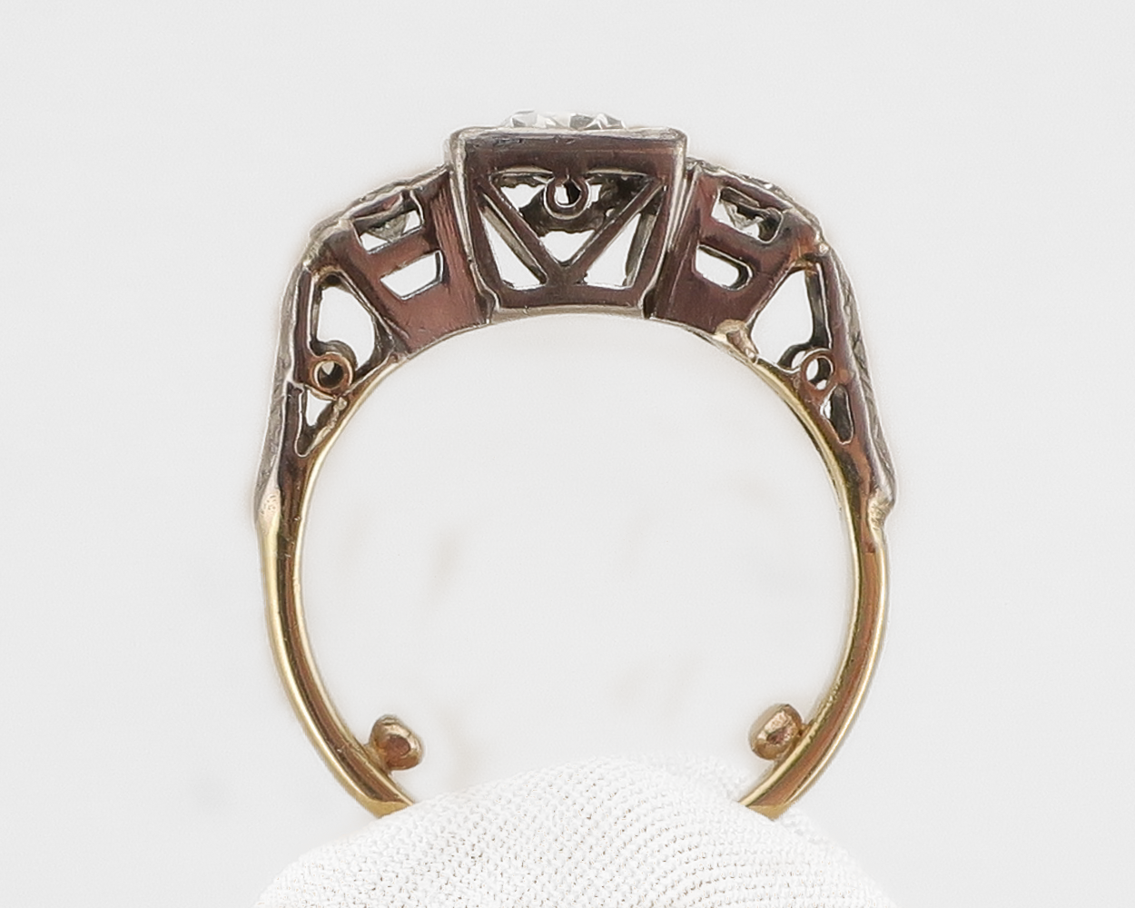 Art Deco Two-Tone Diamond Ring