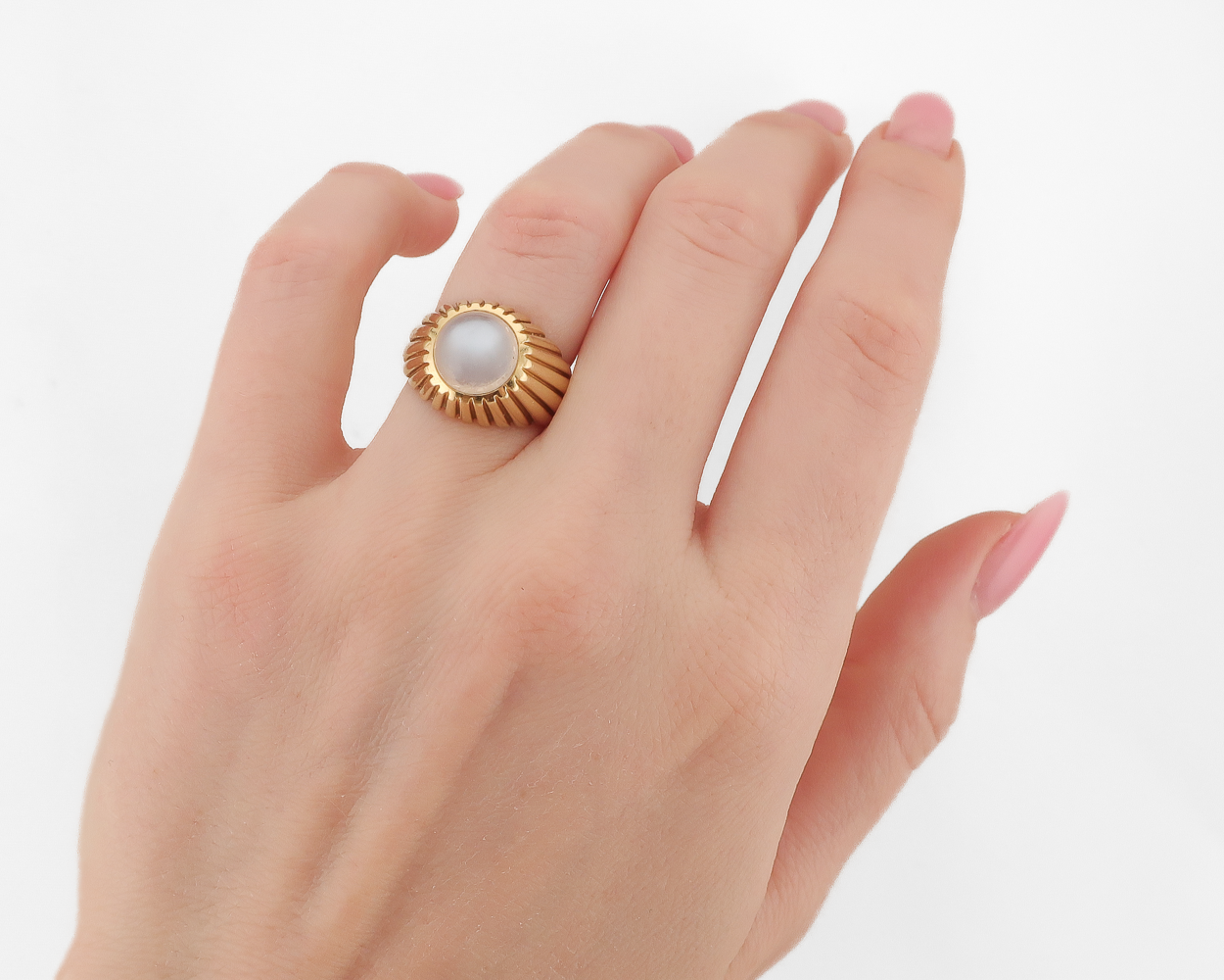 Late-Midcentury Moonstone Cabochon Ring