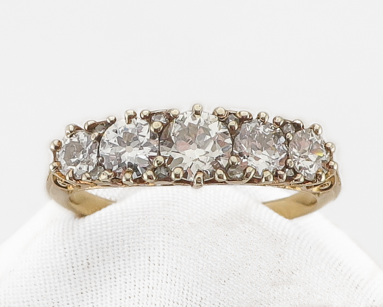 Victorian 5-Stone Diamond Ring