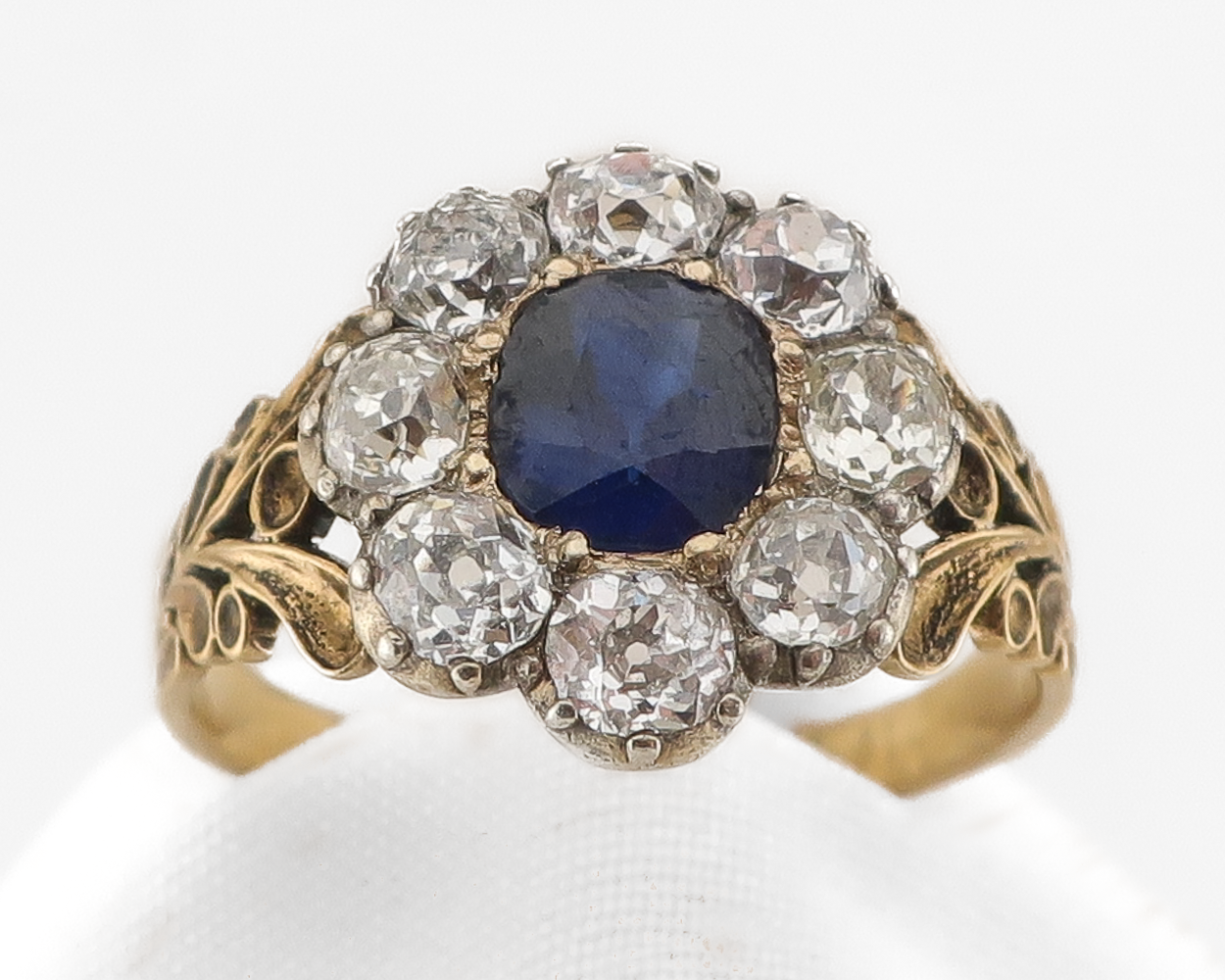 Mid-Victorian Sapphire & Diamond Ring