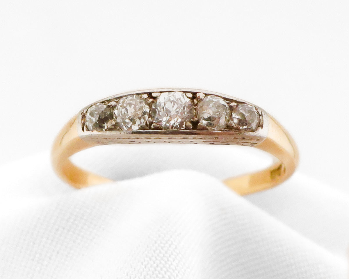 Art Deco 5-Stone Diamond Ring