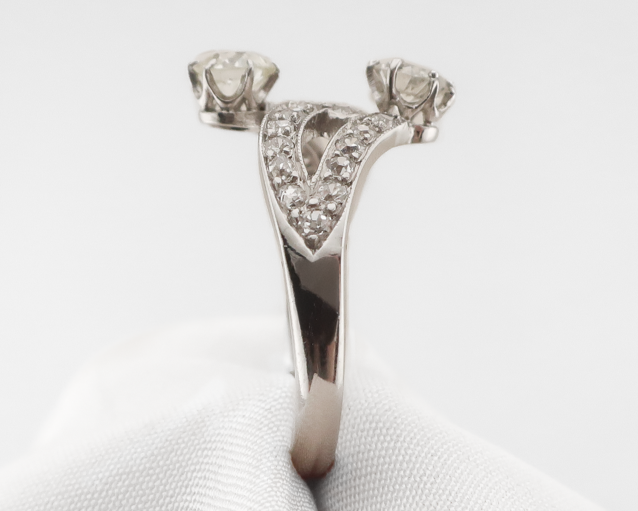 1930s Openwork Diamond Ring