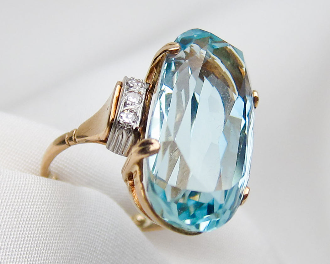 Retro Aquamarine Cocktail Ring