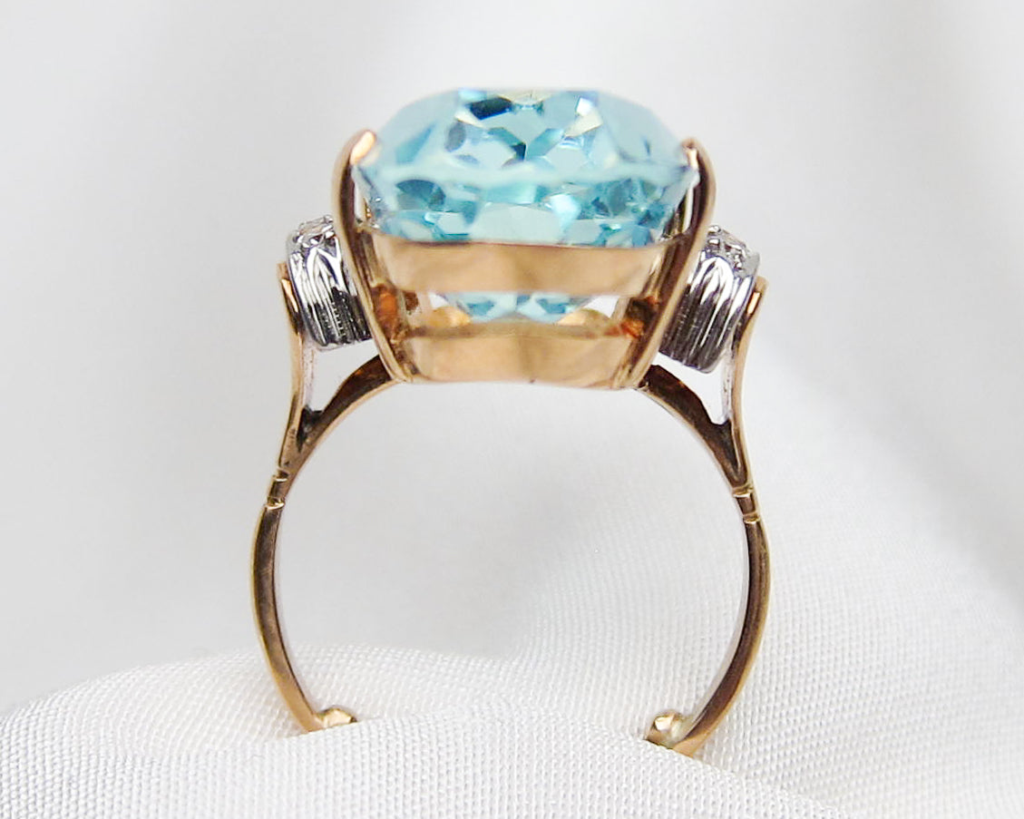 Retro Aquamarine Cocktail Ring