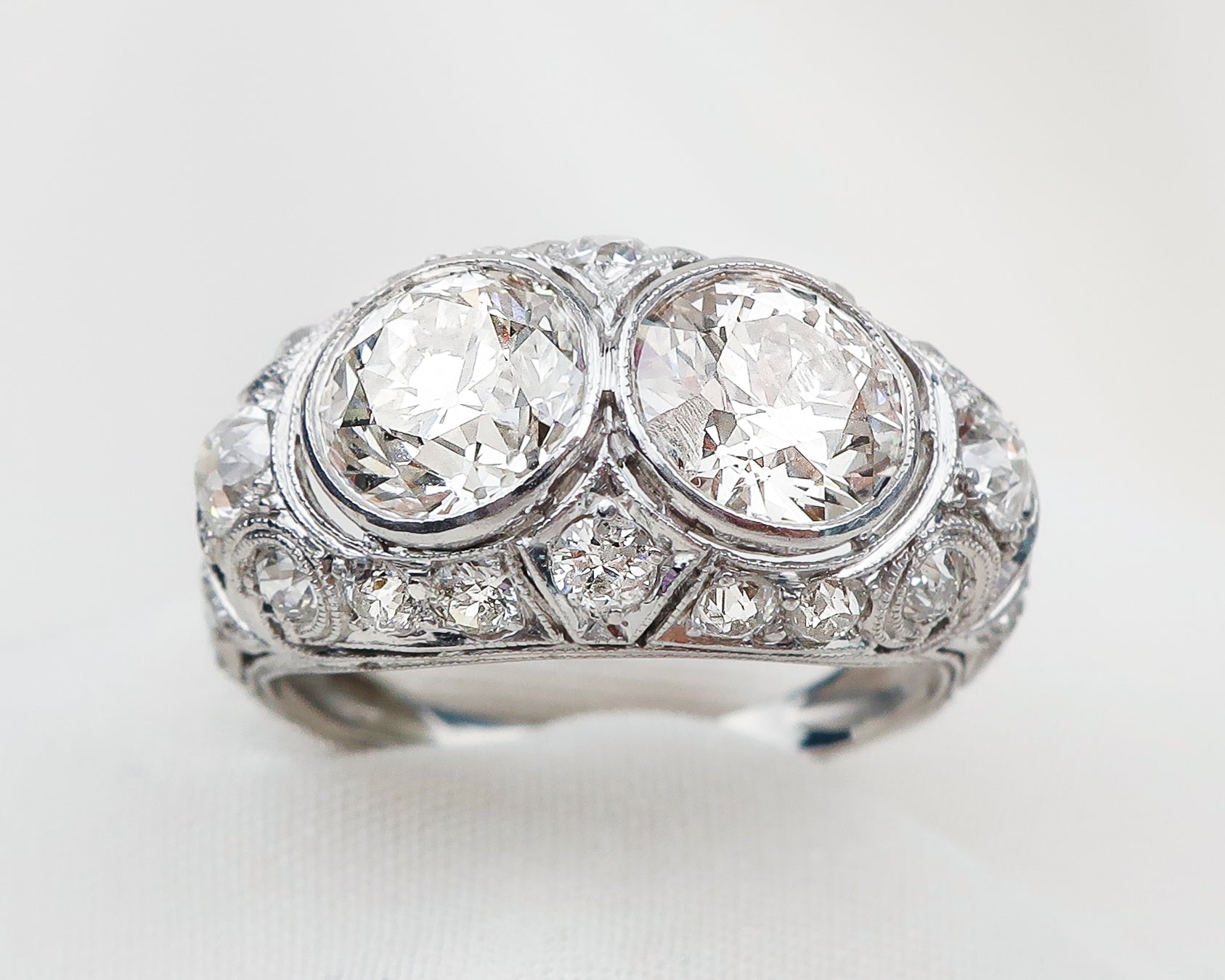 Art Deco Double-Diamond Filigree Ring