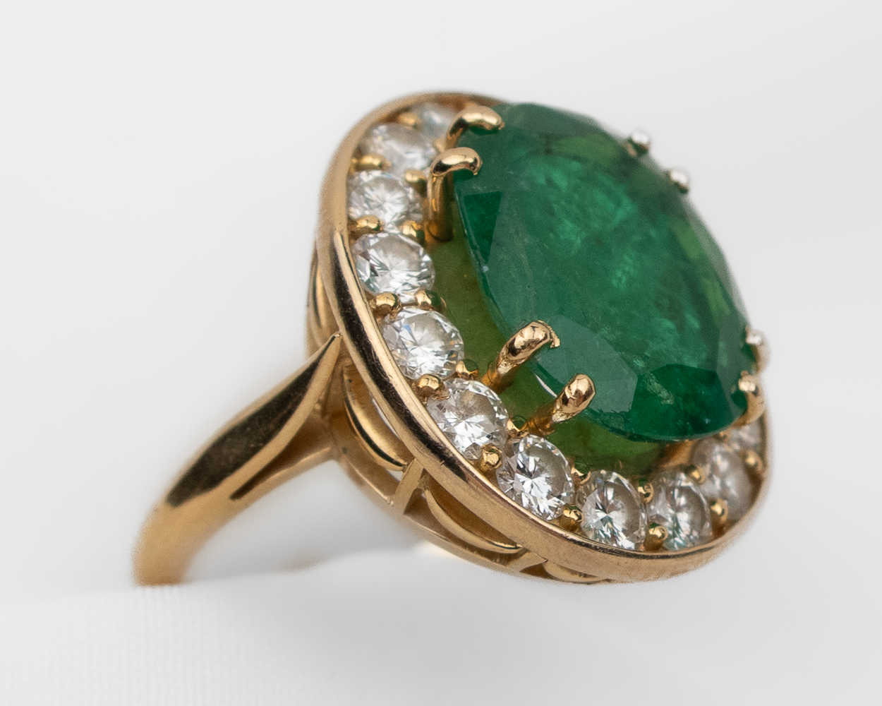 French 1970s Emerald and Diamond Halo Ring