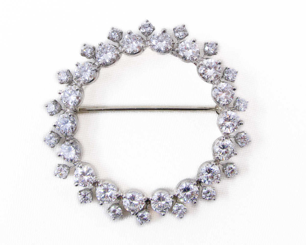 Midcentury Diamond Wreath Brooch / Pendant