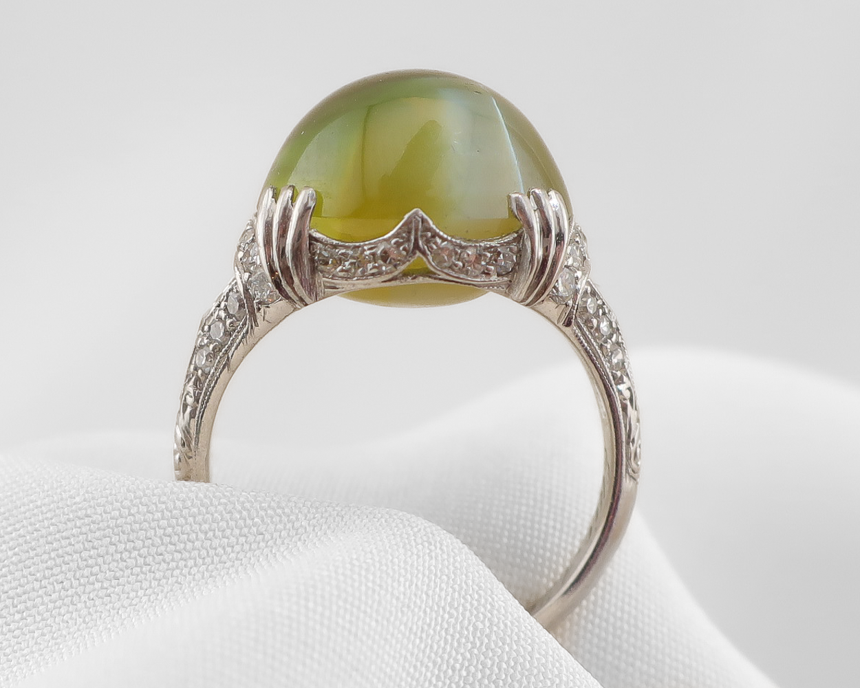 Art Deco Cat's Eye Chrysoberyl Cocktail Ring