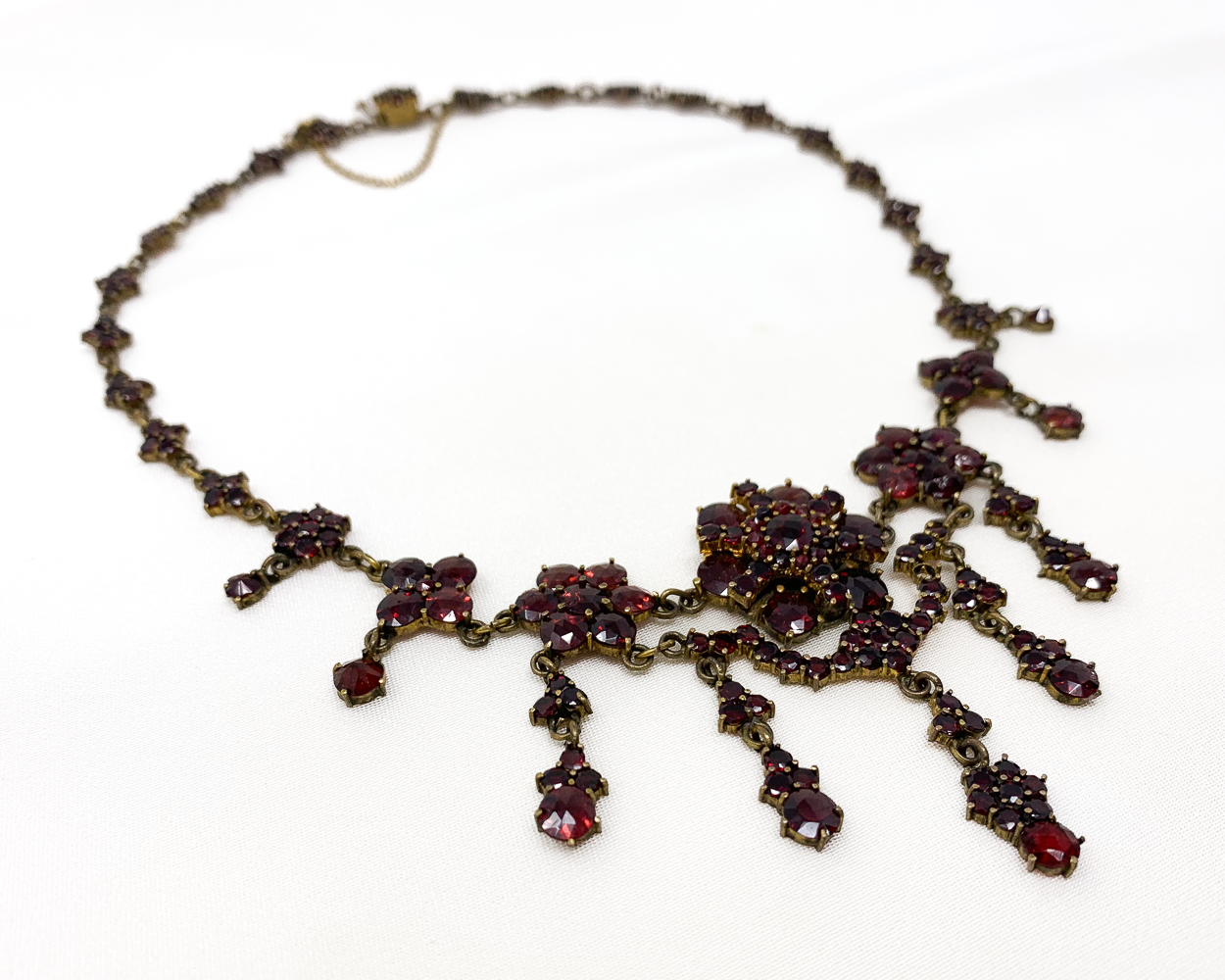 Gold Plated Vintage Rose-Cut Garnet Necklace | Replacements, Ltd.