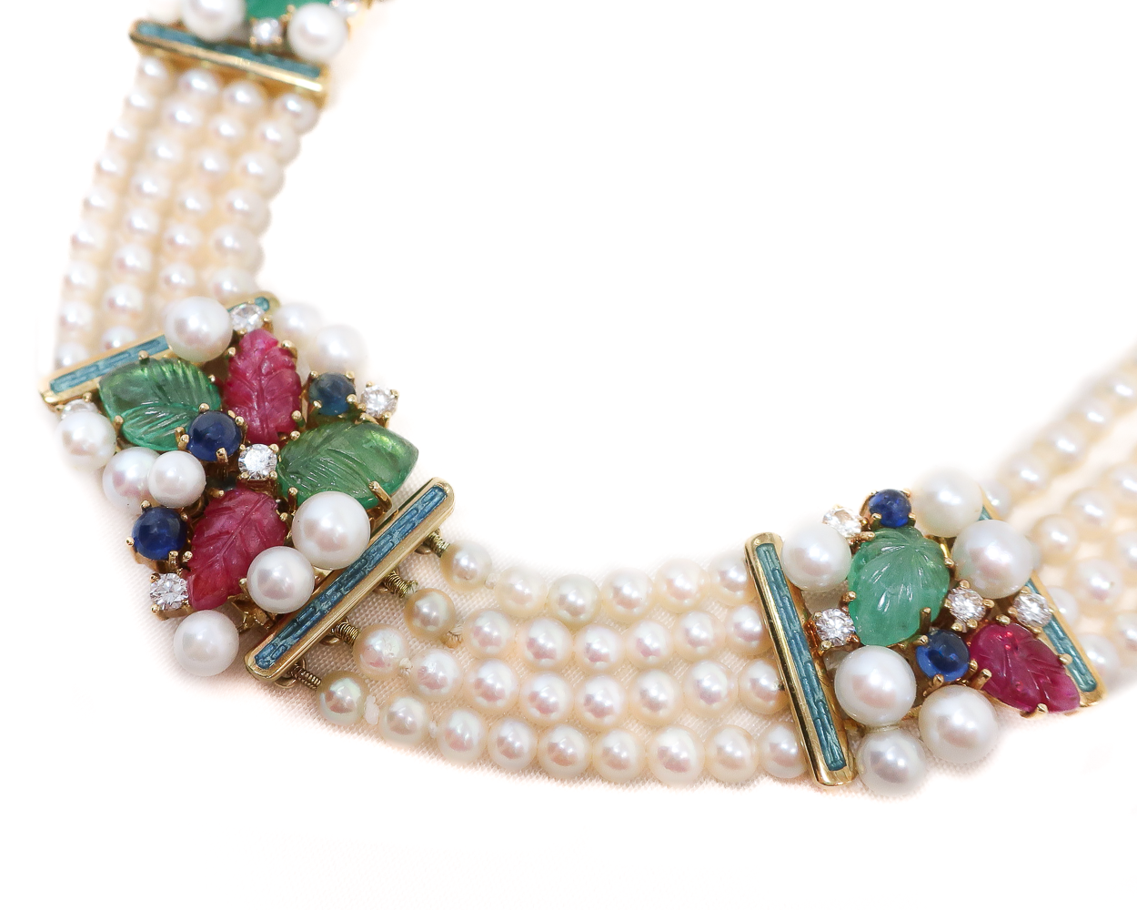 1970s Pearl Strand Necklace with Gemstones