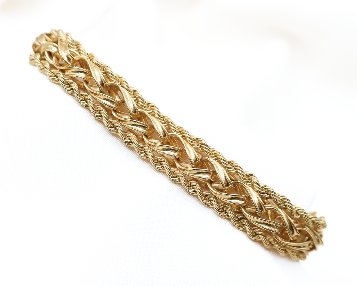 1960s Fancy Link Gold Bracelet