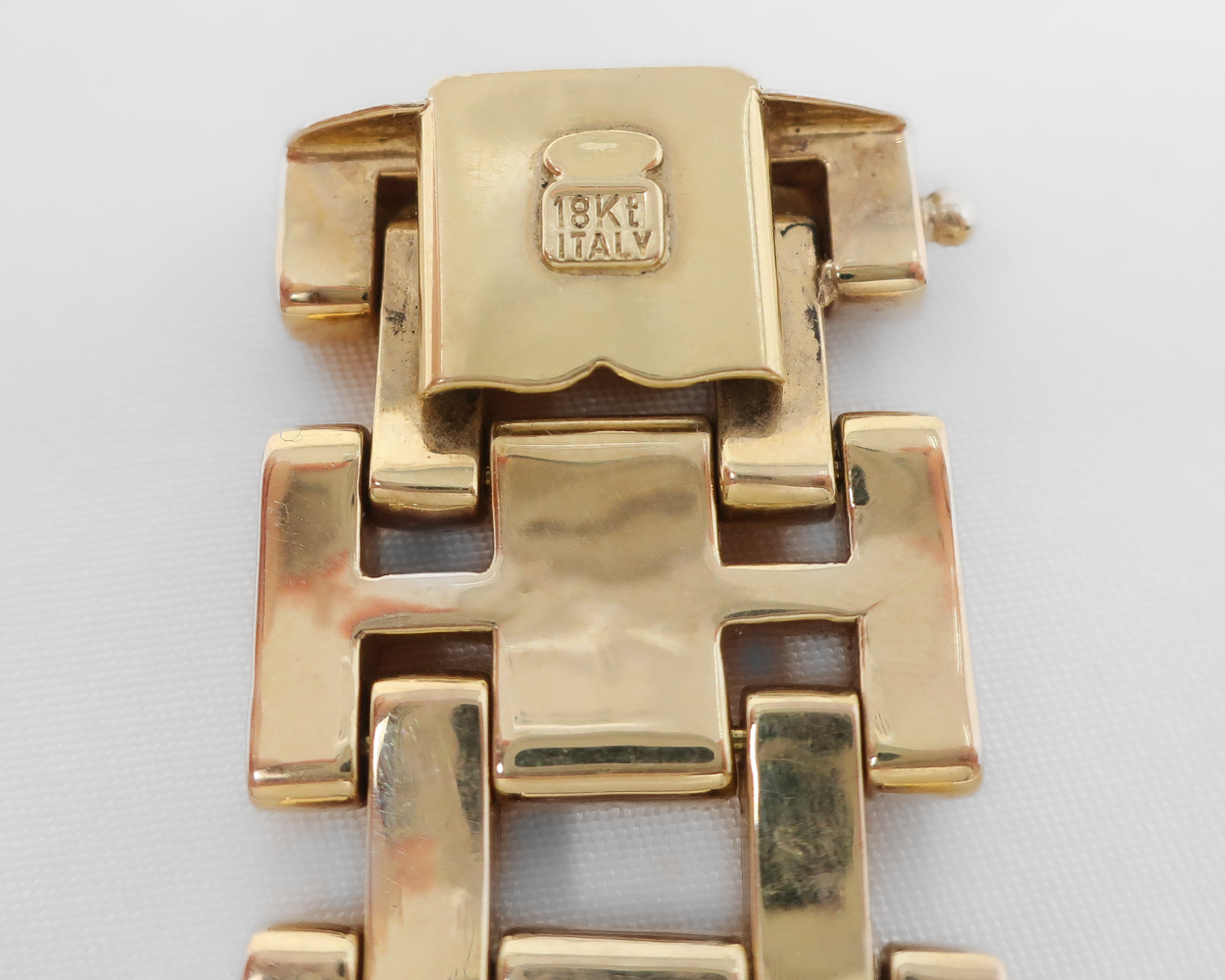 Late-Midcentury Italian Gold & Coral  Bracelet