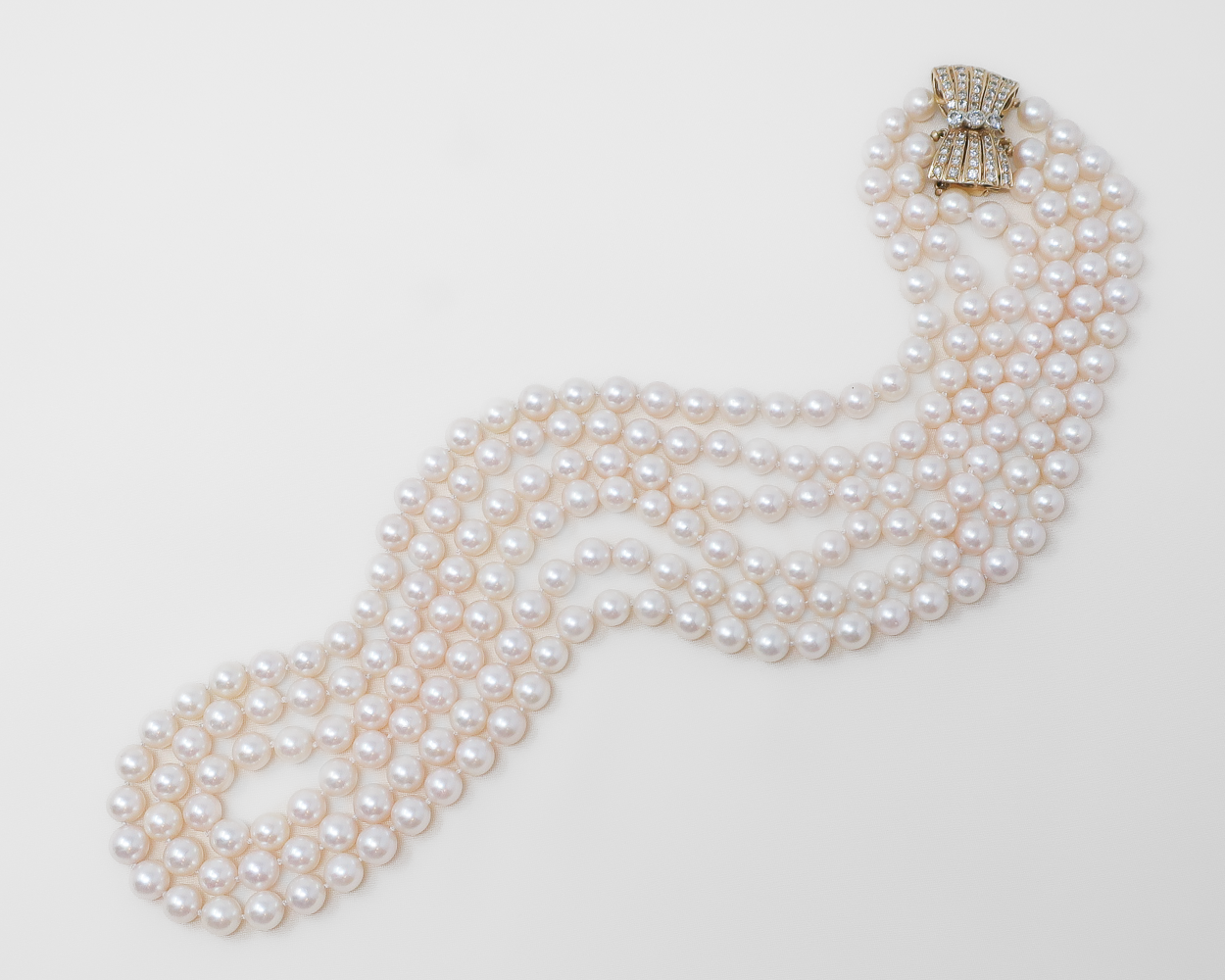 1980s Triple Saltwater Pearl Strand