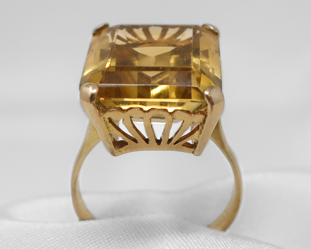 Midcentury Citrine Cocktail Ring