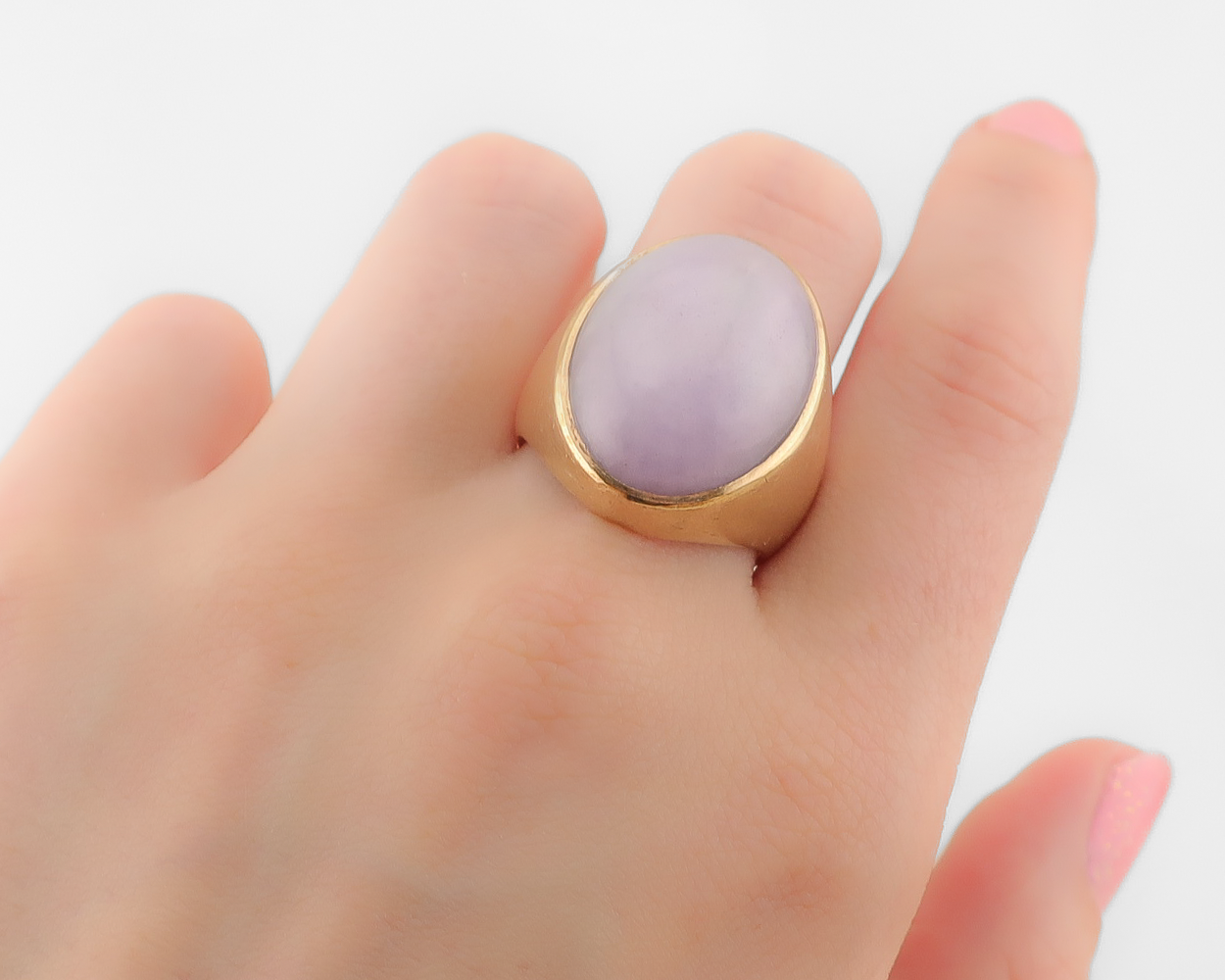 Late-Midcentury Lavender Jade Cabochon Ring