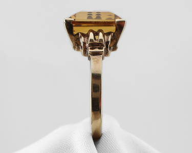 Retro-Era Citrine Ring