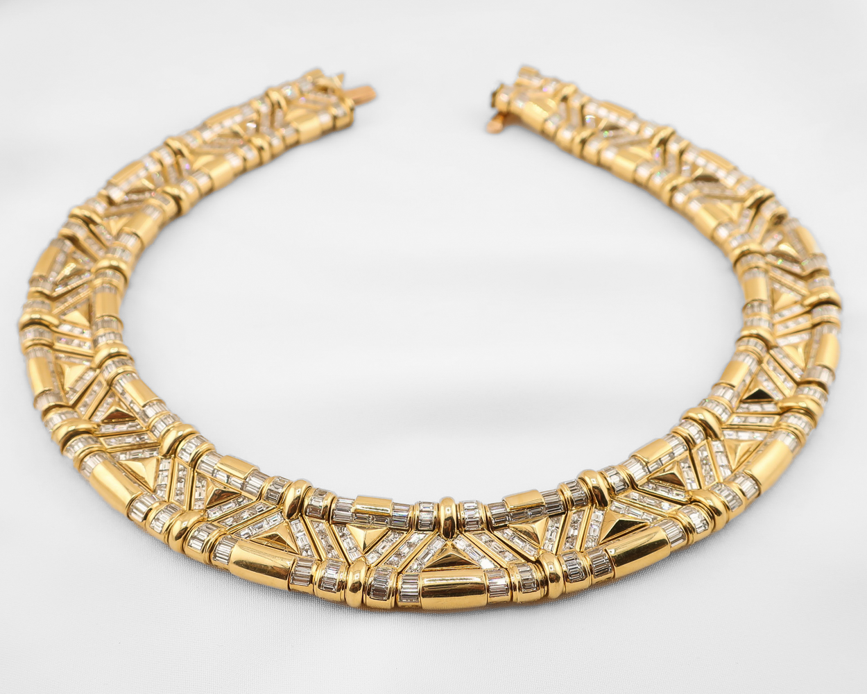 1980s Bvlgari Diamond & Gold Necklace