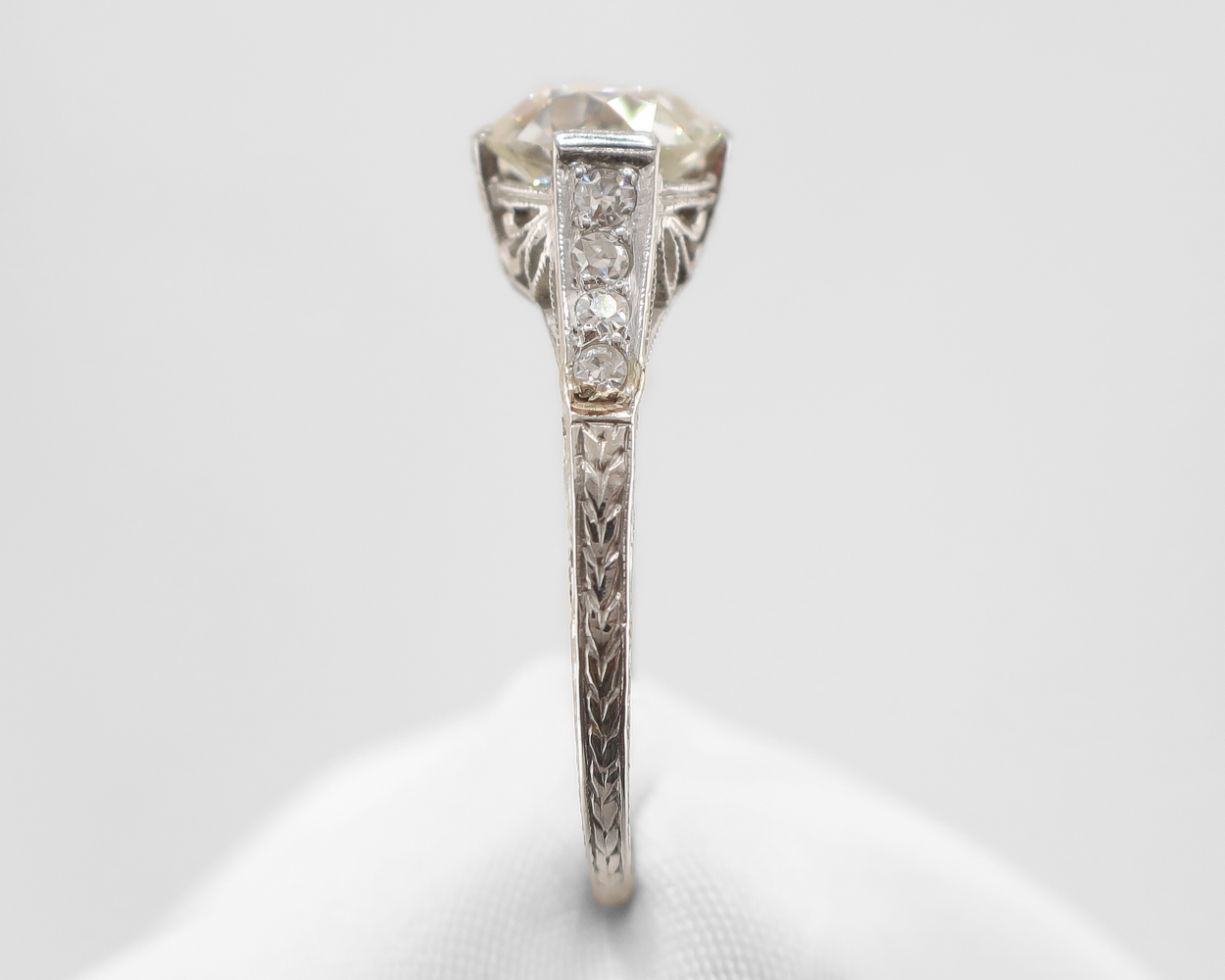 Art Deco Old European-Cut Diamond Ring