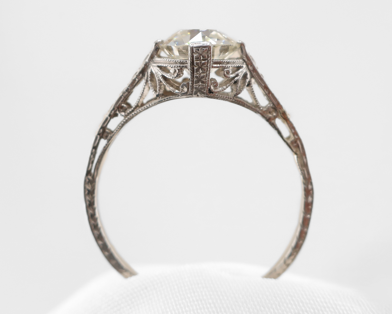 Art Deco Old European-Cut Diamond Ring